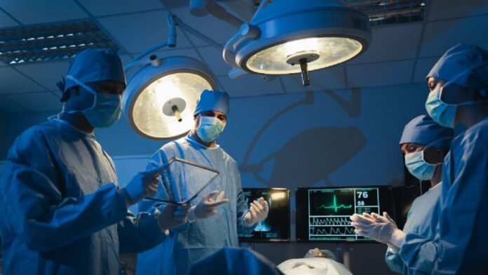 Victor Vargas Selman on The Impact of Artificial Intelligence in Surgery (1)